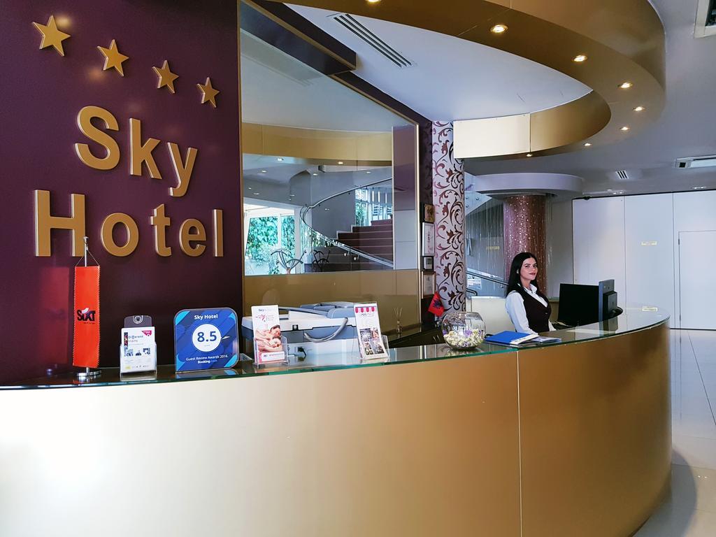 Sky Hotel Τίρανα Εξωτερικό φωτογραφία